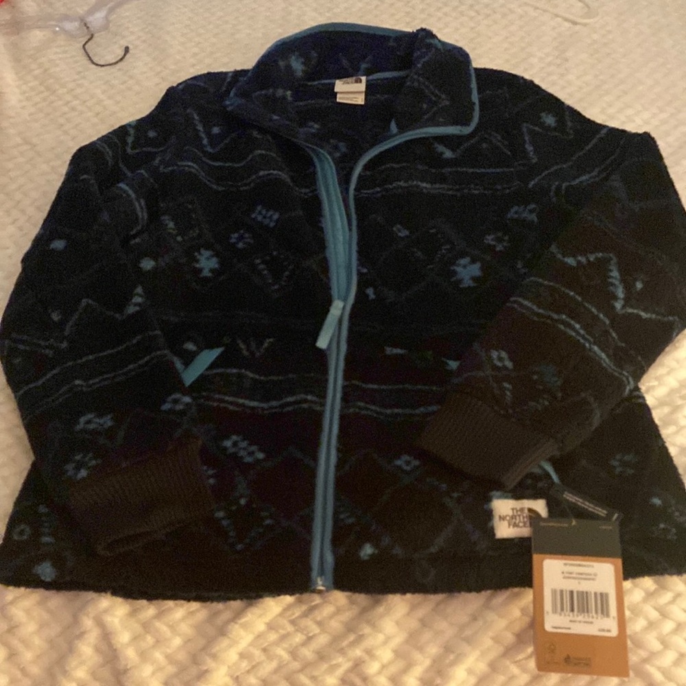 North Face Zip Fleece. NWT.